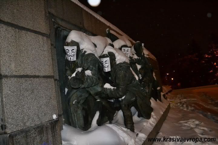 И паметниците срещу ACTA