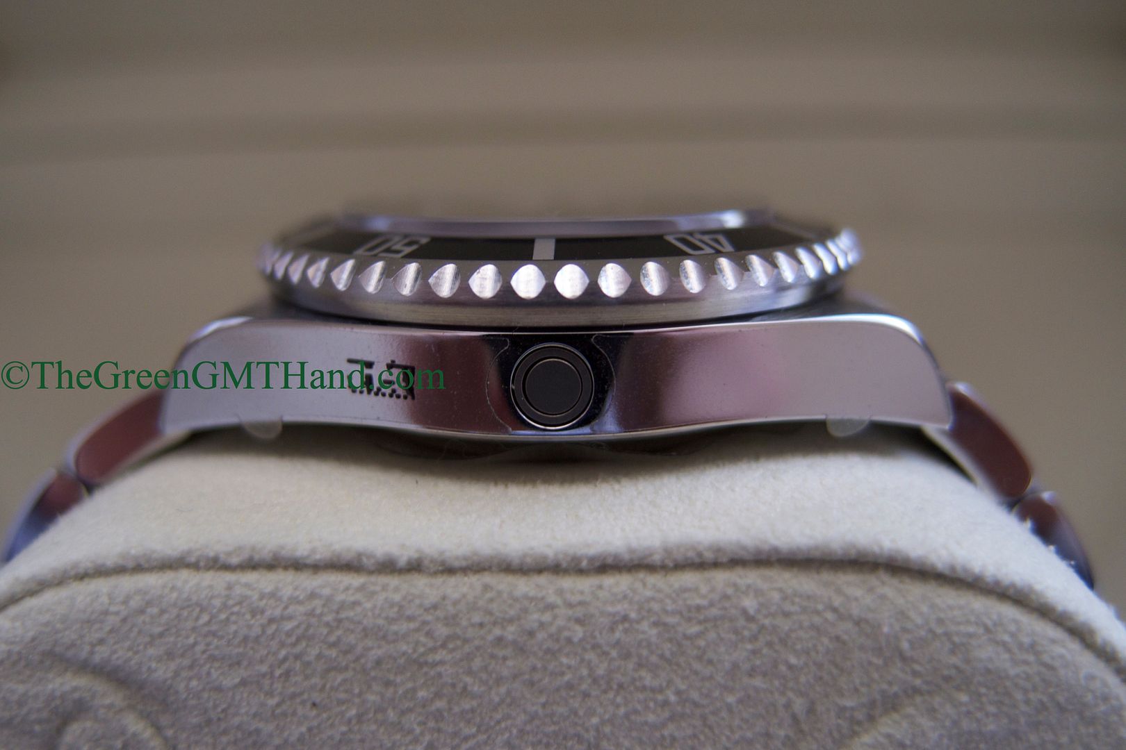 Rolex For Sale-Brand New Old Stock NOS Rolex 16600 Sea Dweller V Serial-Rolex Watches For Sale Online