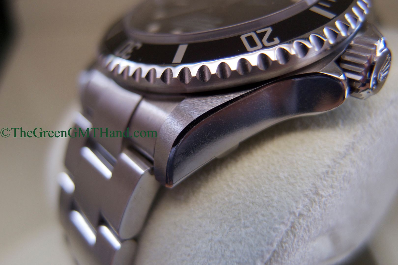 Rolex For Sale-Brand New Old Stock NOS Rolex 16600 Sea Dweller V Serial-Rolex Watches For Sale Online