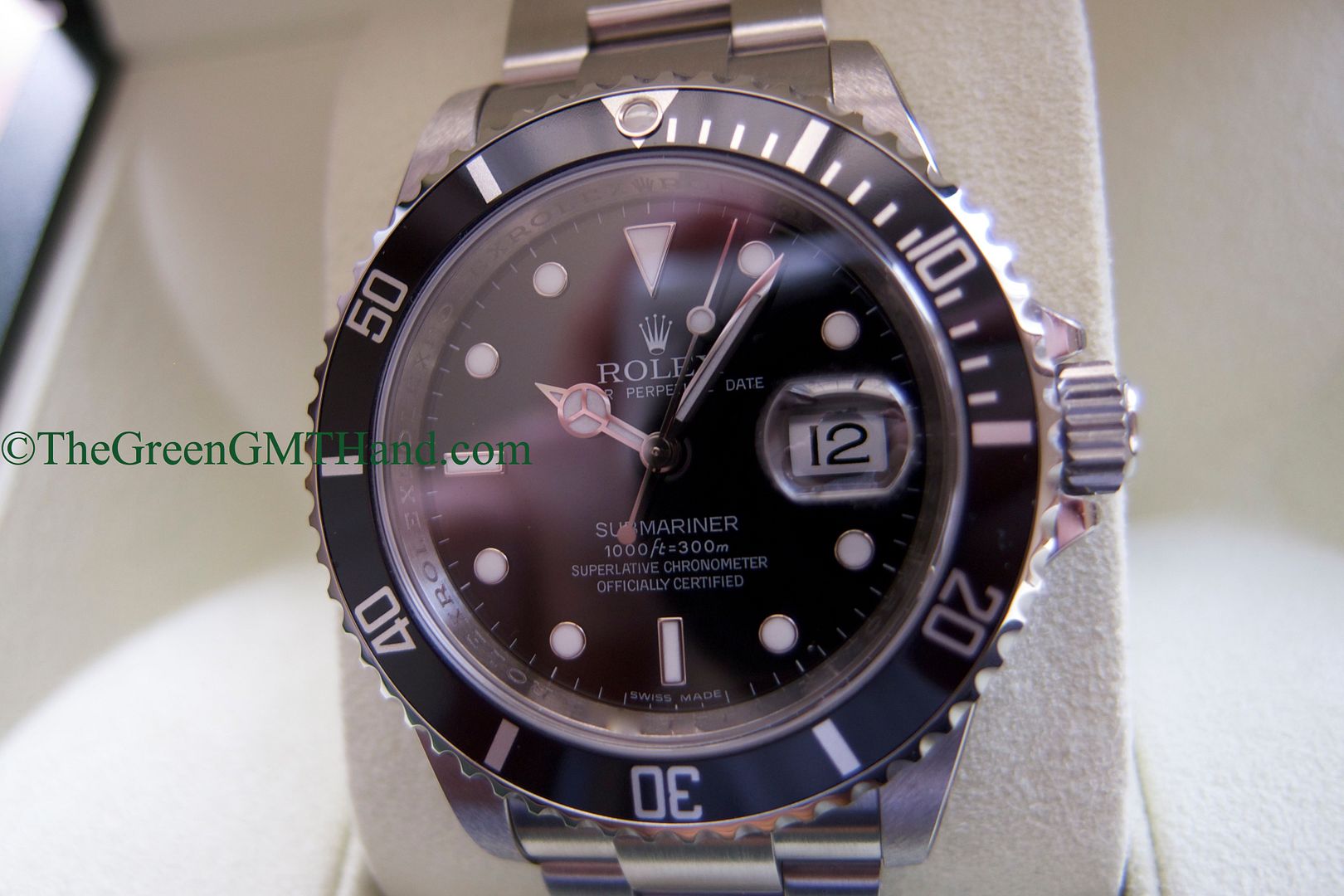 Rolex For Sale-Brand New Old Stock NOS Rolex 16610 Black Submariner V Serial-Rolex Watches For Sale Online