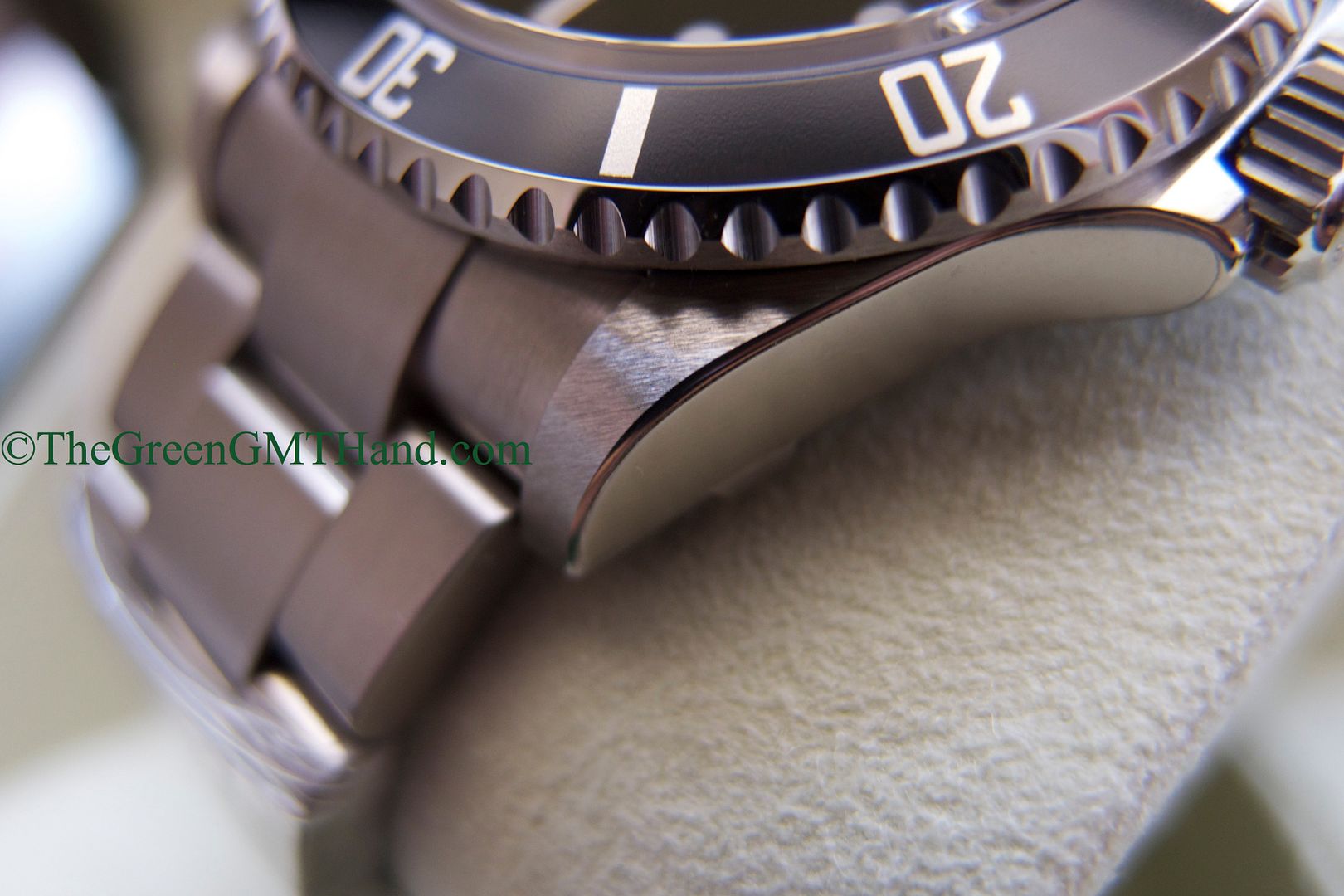 Rolex For Sale-Brand New Old Stock NOS Rolex 16610 Black Submariner V Serial-Rolex Watches For Sale Online