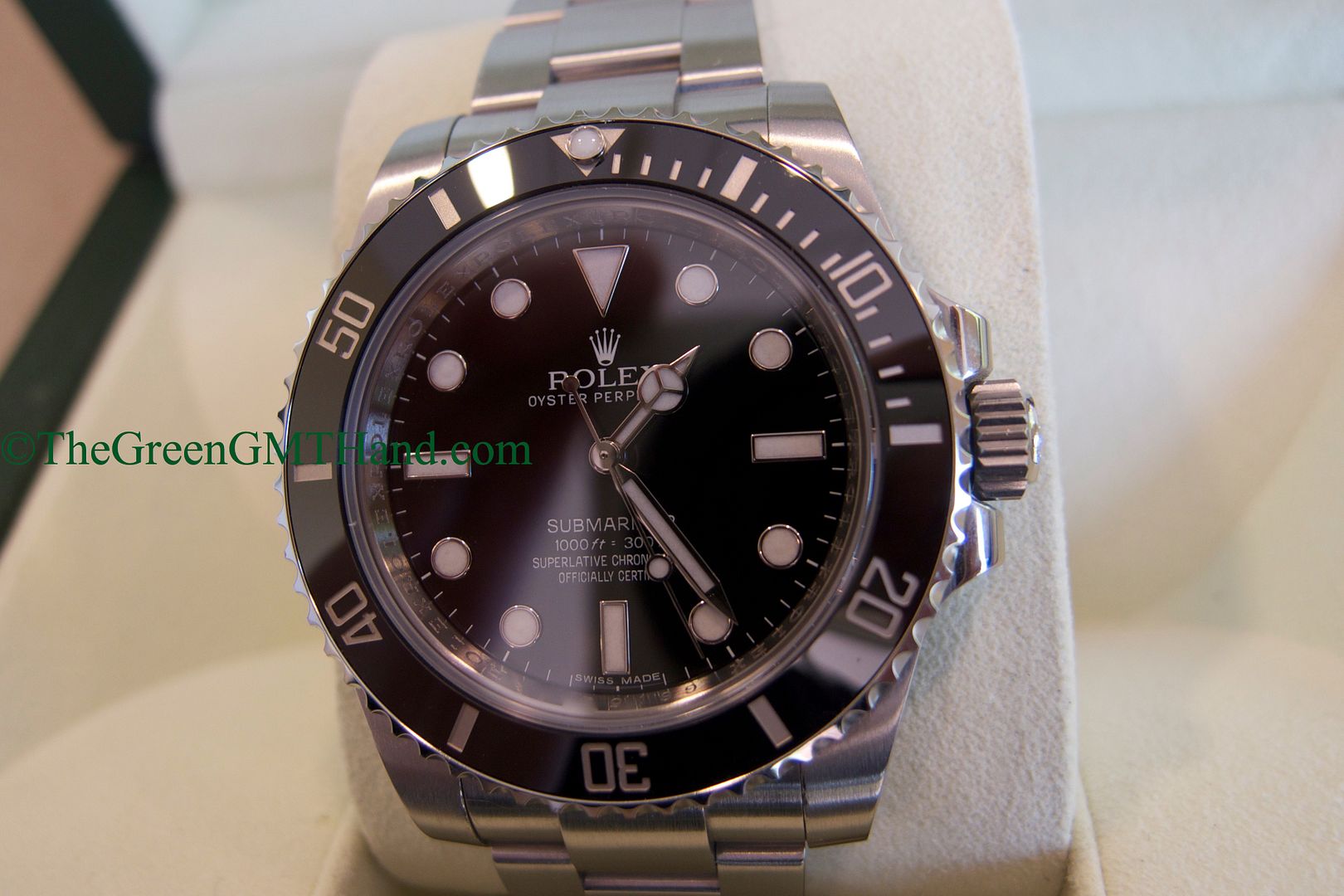 Rolex For Sale-Rolex 114060 Submariner Ceramic No Date G Serial Preowned