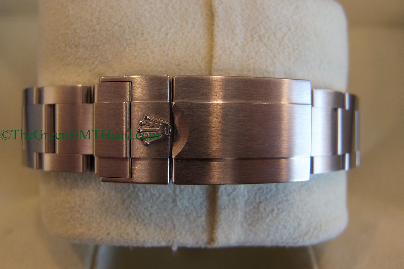Rolex For Sale-Rolex 216570 Explorer II 42mm Orange Hand Black Dial Random Serial Preowned X8