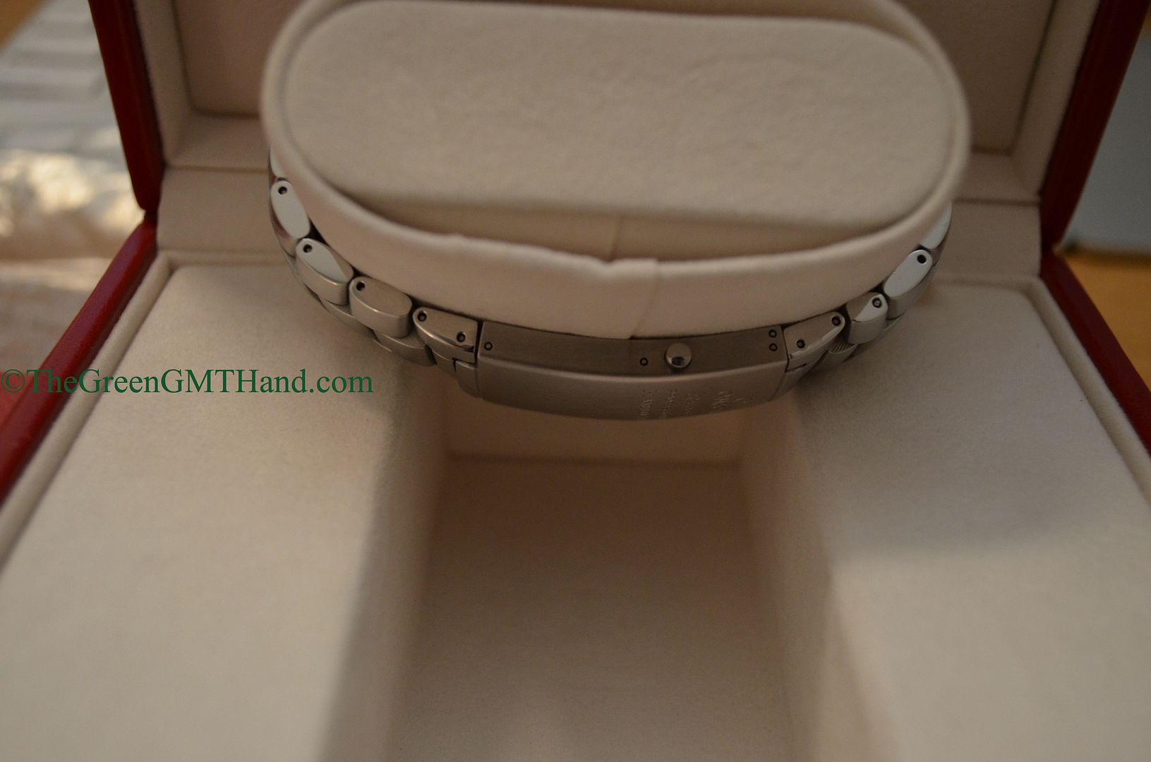 Omega For Sale-Omega Seamaster Planet Ocean Black Dial Black Bezel 2500 Movement Preowned-Omega Watches For Sale Online