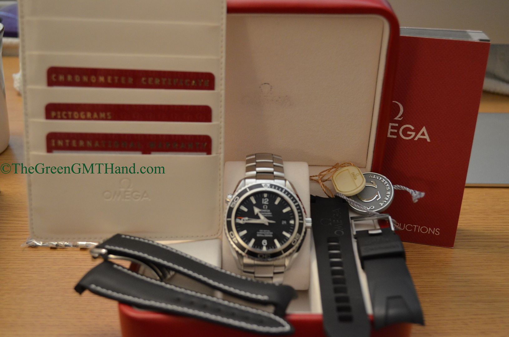 Omega For Sale-Omega Seamaster Planet Ocean Black Dial Black Bezel 2500 Movement Preowned-Omega Watches For Sale Online