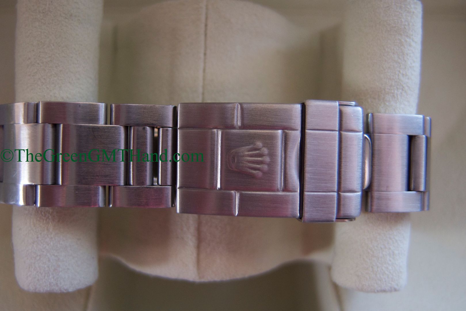 Rolex For Sale-Rolex 16710 GMT Master II Pepsi Bezel Lugholes and SEL K Serial Preowned-Rolex Watches For Sale Online