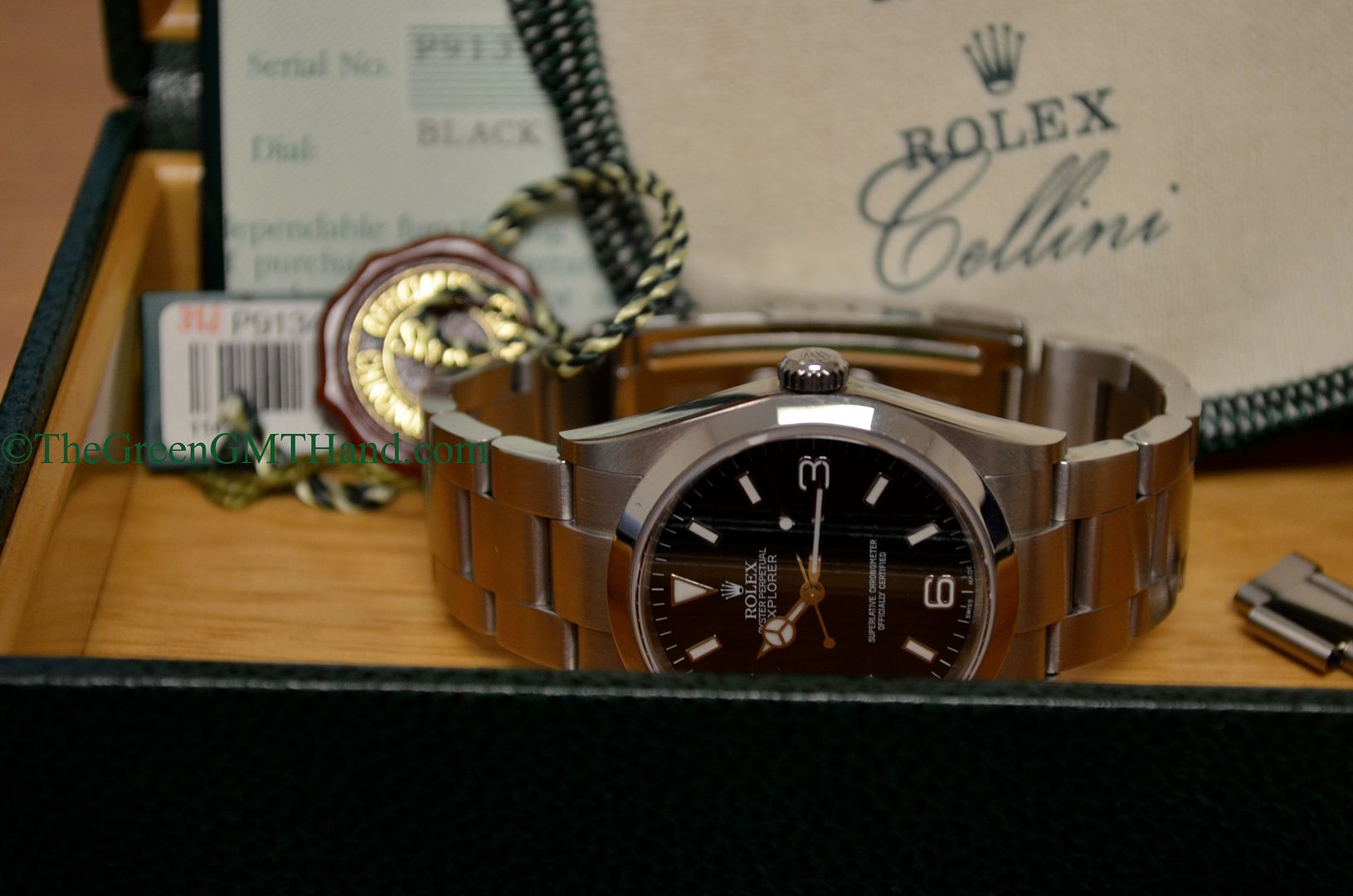 Rolex For Sale-Rolex 114270 Explorer P Serial Preowned