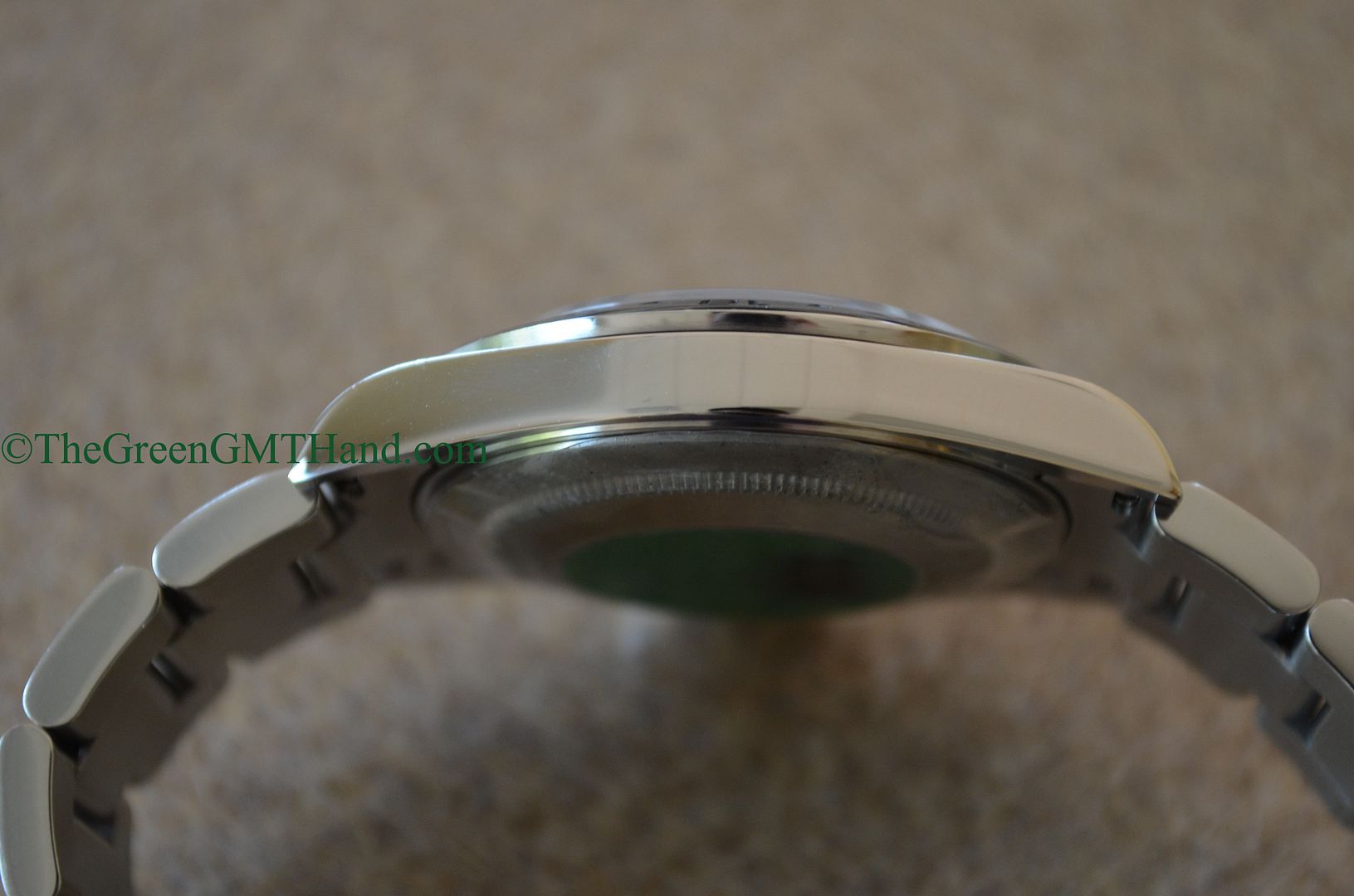 Rolex For Sale-Rolex 16570 Explorer II White Dial 40mm 3185 Movement Z Serial Preowned