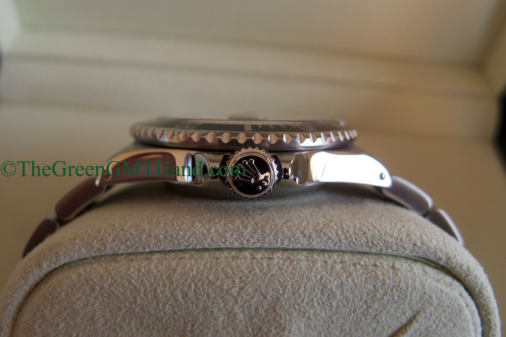 Rolex For Sale-Rolex 16610 Black Submariner N Serial Preowned