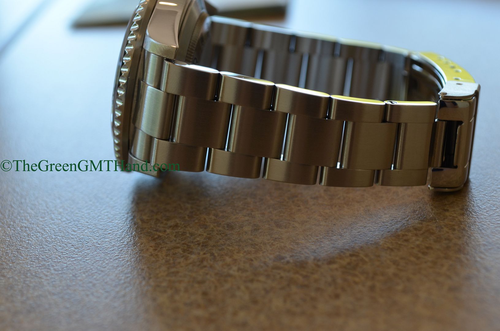 Rolex For Sale-Rolex 16600 Sea Dweller Z Serial With Sea Dweller Tool Kit Preowned