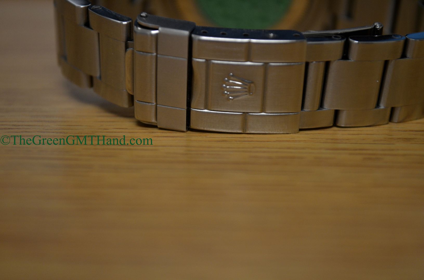 Rolex For Sale-Rolex 114270 Explorer P Serial Preowned