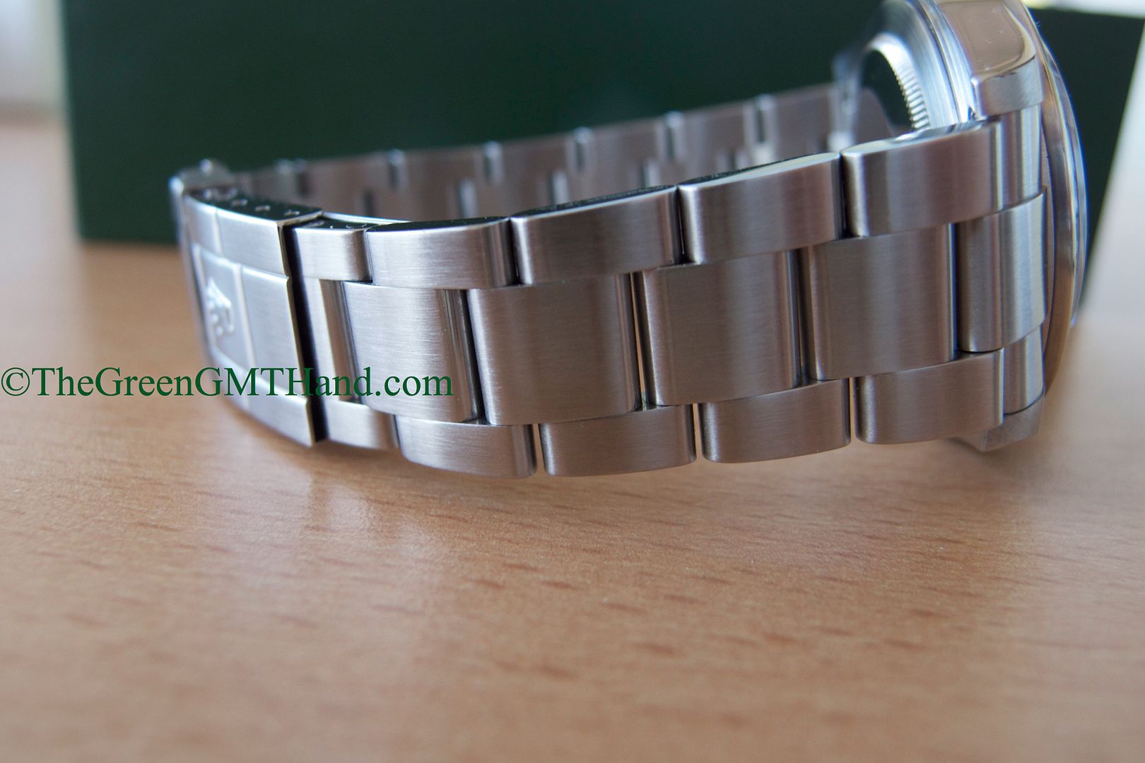 Rolex For Sale-Rolex 16570 Explorer II Black Dial 40mm 3186 Movement V Serial Preowned-Rolex Watches For Sale Online