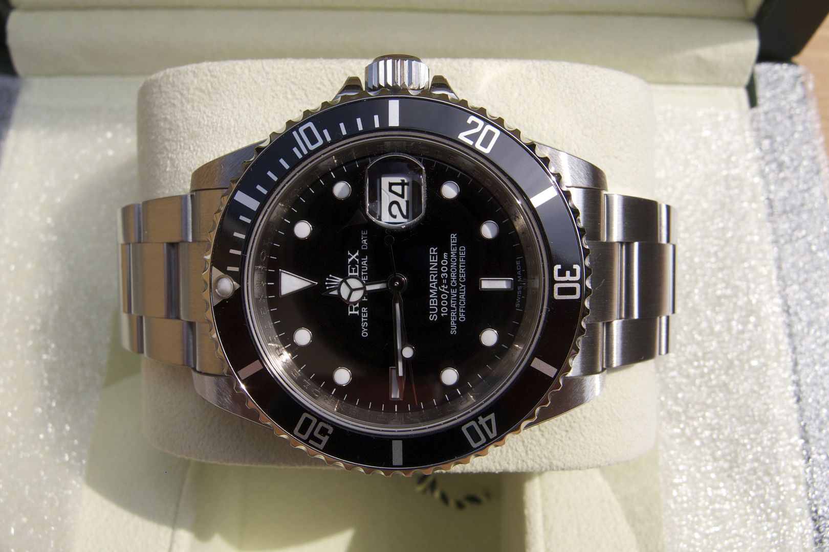Rolex For Sale-Brand New Old Stock NOS Rolex 16610 Black Submariner Random Serial Number 2-Rolex Watches For Sale Online