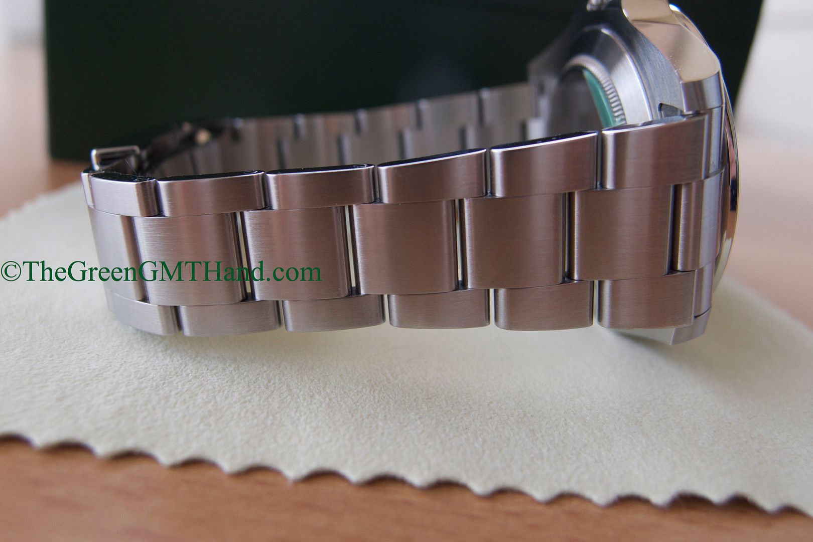 Rolex For Sale-Rolex 216570 Explorer II 42mm Black Dial Preowned