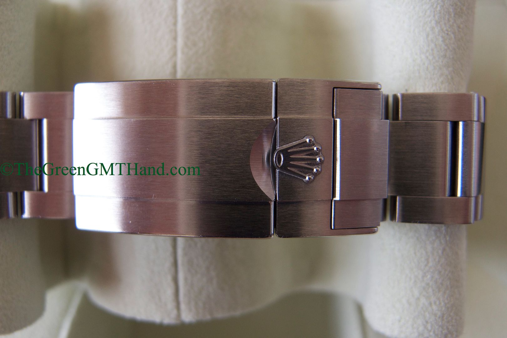 Rolex For Sale-Rolex 216570 Explorer II 42mm Black Dial Preowned