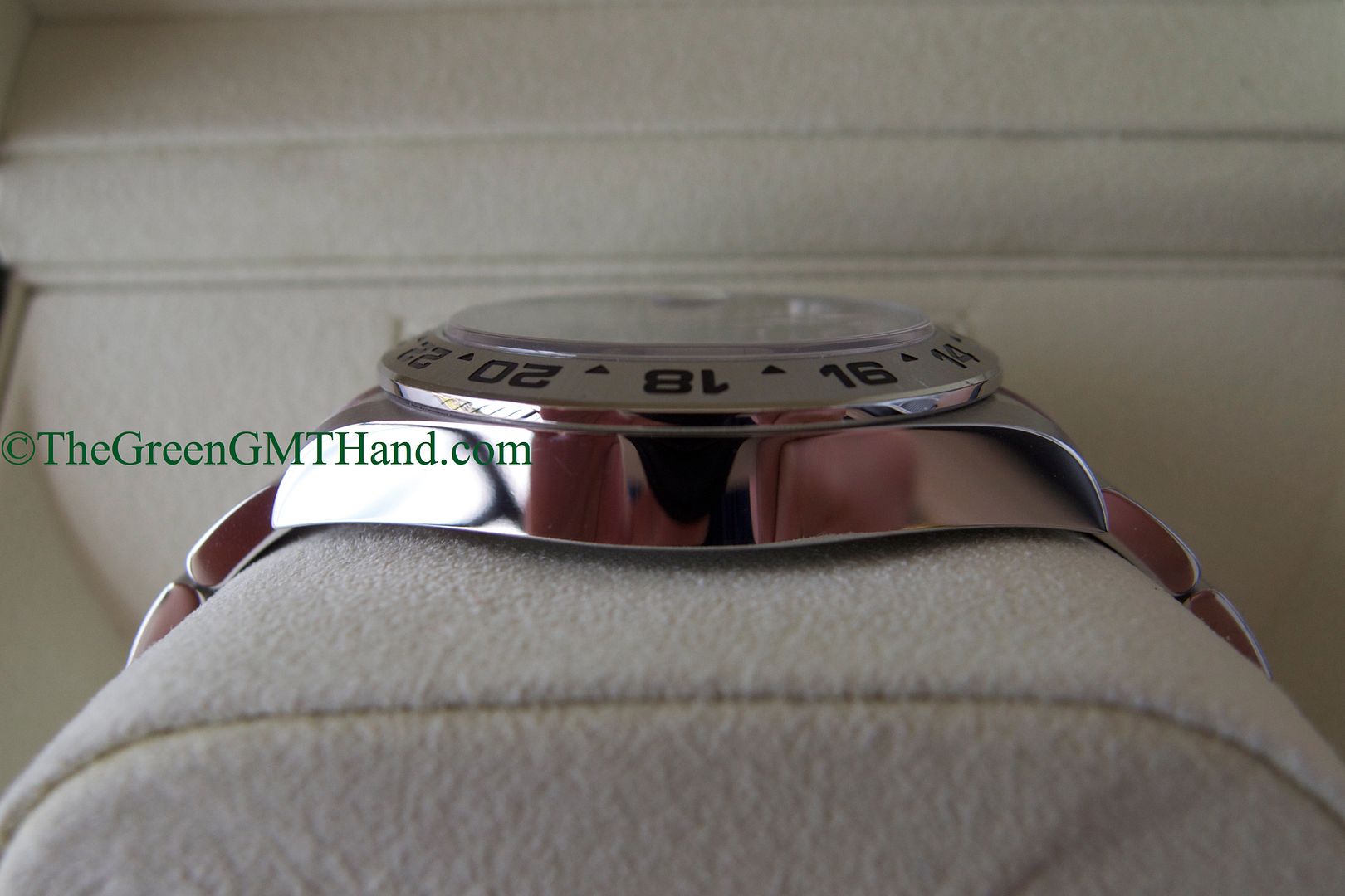 Rolex For Sale-Rolex 216570 Explorer II 42mm Black Dial Preowned