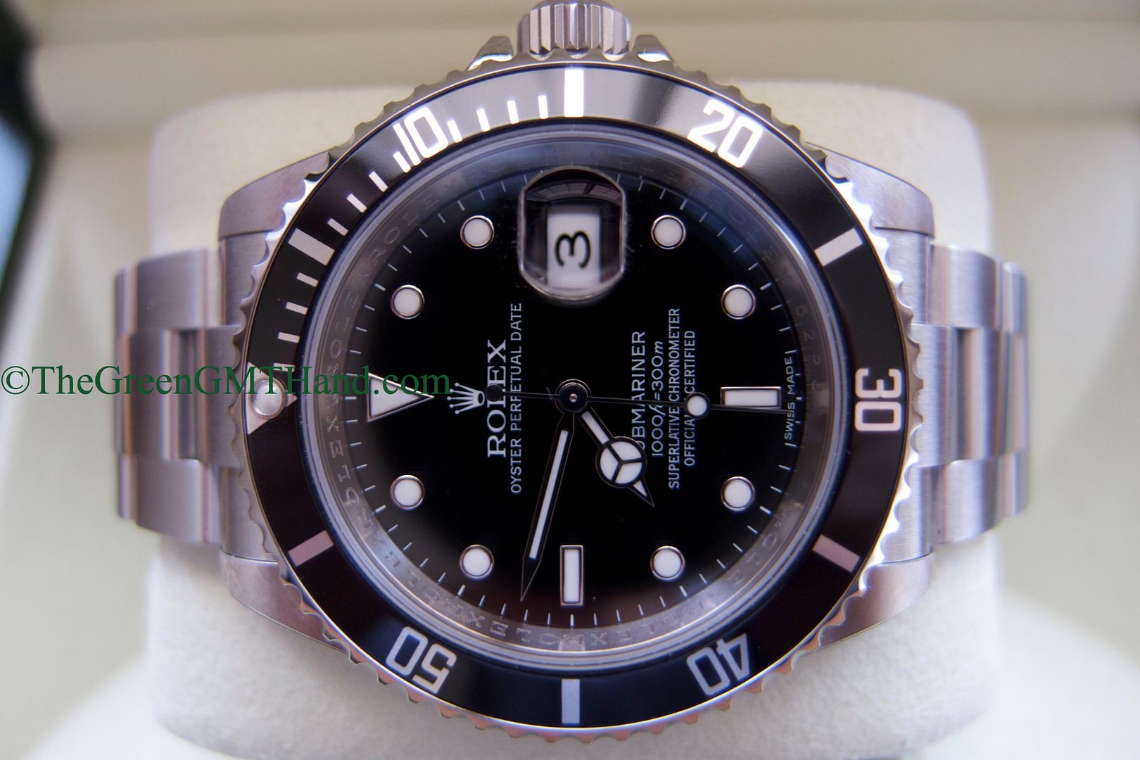 Rolex For Sale-Brand New Old Stock NOS Rolex 16610 Black Submariner Random Serial-Rolex Watches For Sale Online