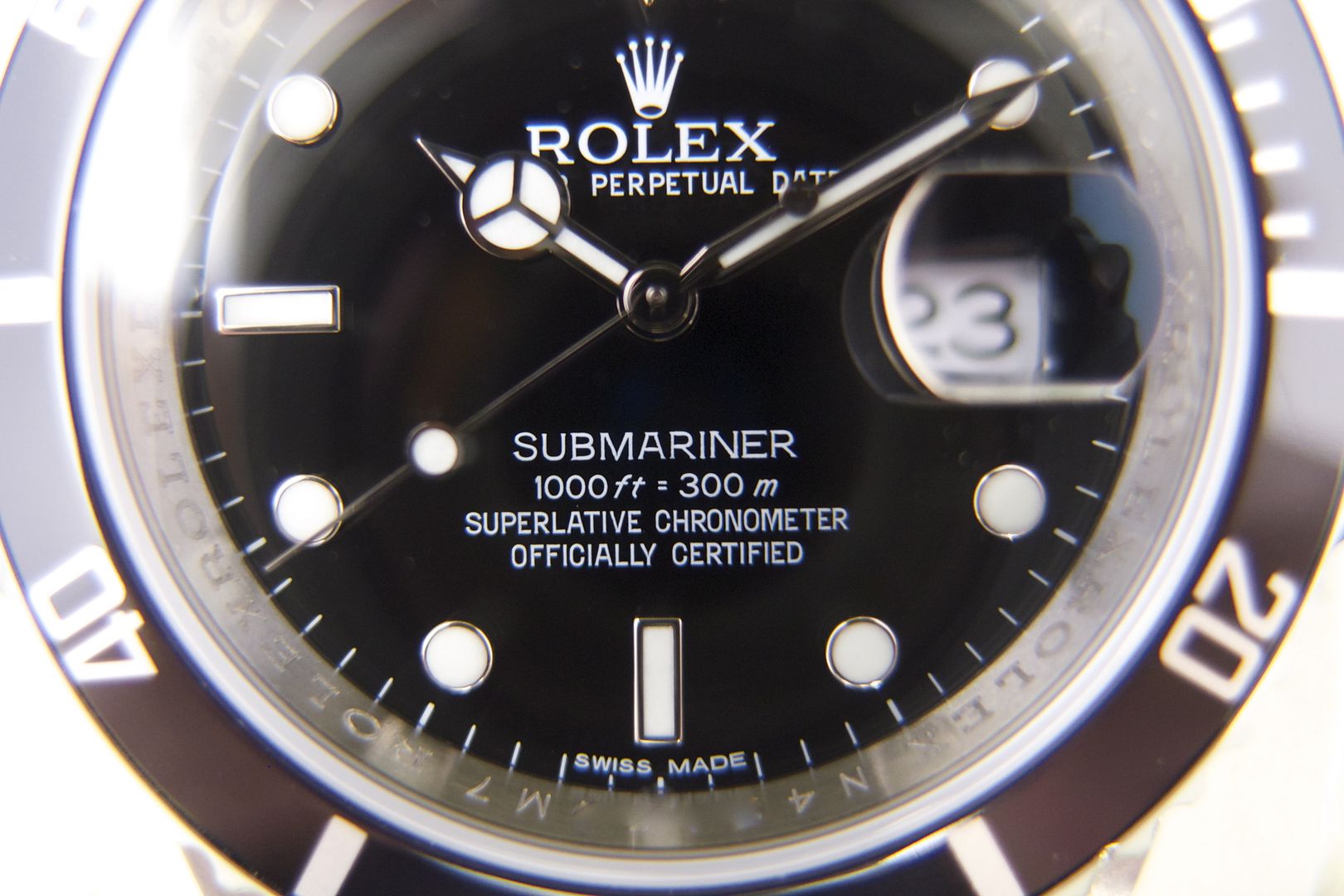 Rolex 16610 Submariner random serial with engraved rehault