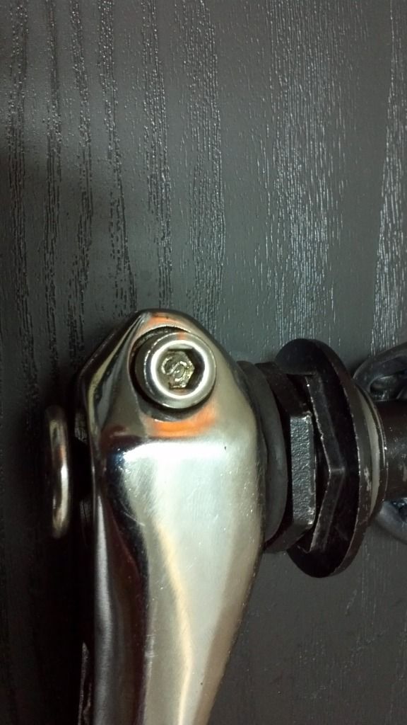 mongoose mountain bike crank assembly