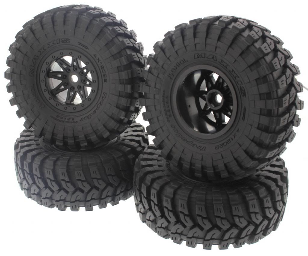Axial AX10 4WD Deadbolt MAXXIS TREPADOR TIRES & RACELINE RENEGADE 12mm