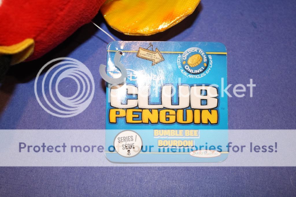 NEW Disney Plush CLUB PENGUIN BUMBLE BEE BOURDON CODE 039897438351 